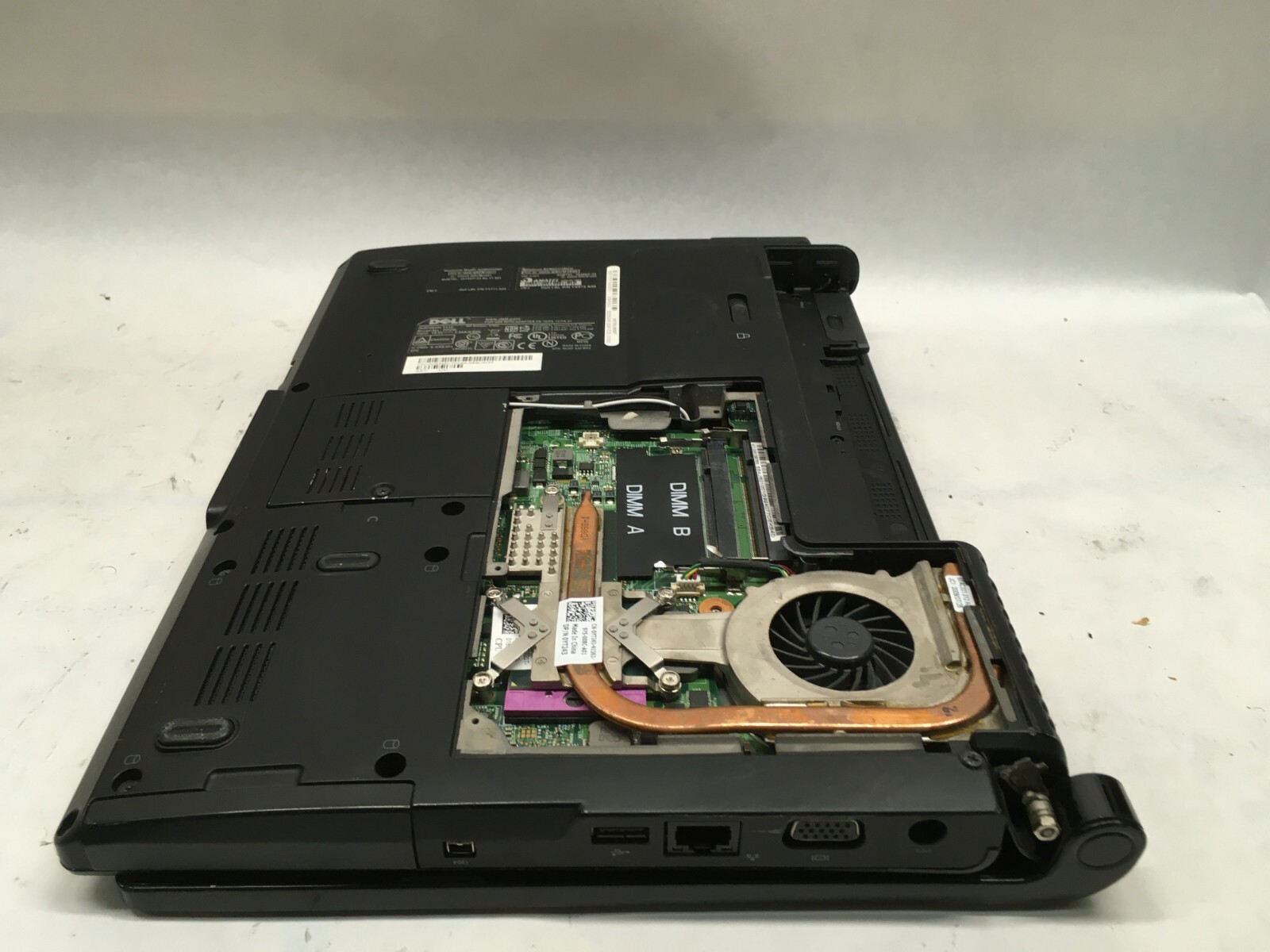 Dell Inspiron 1318 Laptop For Parts/Repair Broken LCD Screen/Hinges NO HDD JR