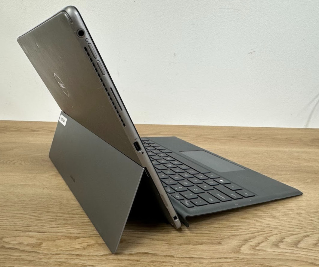 Dell Latitude 7320 Detachable Core i7 1180G7 16GB LPDDR4 Intel Iris Xe 512GB SSD