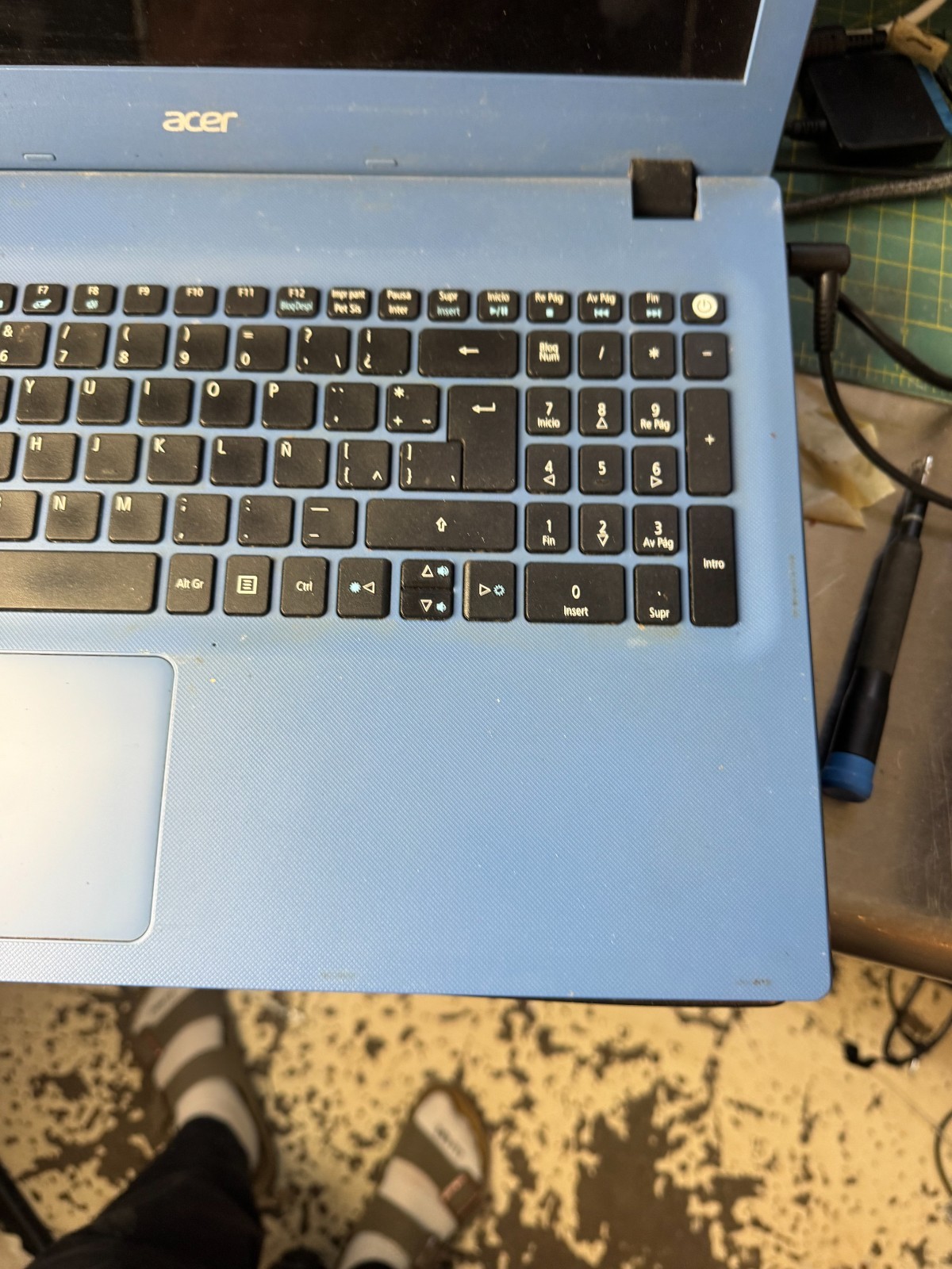 Acer Aspire E5-573 Intel Core i3 4th Gen 15.6″ Laptop for Parts/Repair #4086
