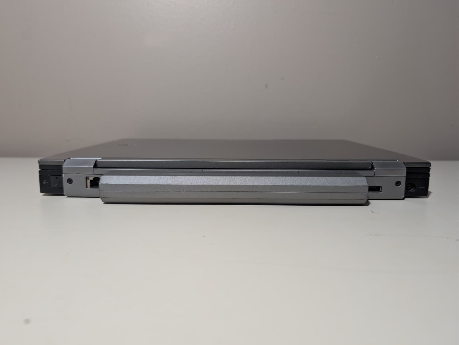 Dell Latitude E6410 | i5 4GB RAM 250GB HD | NVIDIA Backlit Win 7 32-Bit DVD+RW