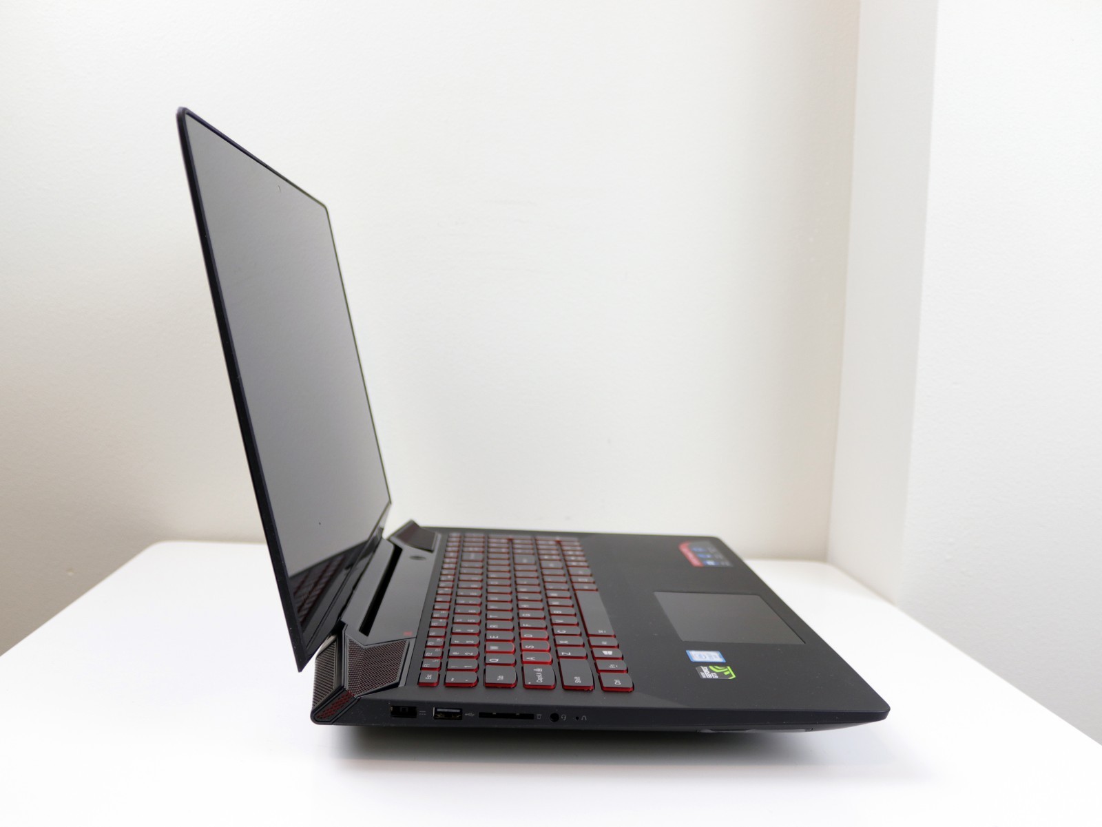 Lenovo Y700 Gaming Intel Core i7-6700HQ 16GB RAM 128GB SSD + 1TB NVIDIA GTX 960M