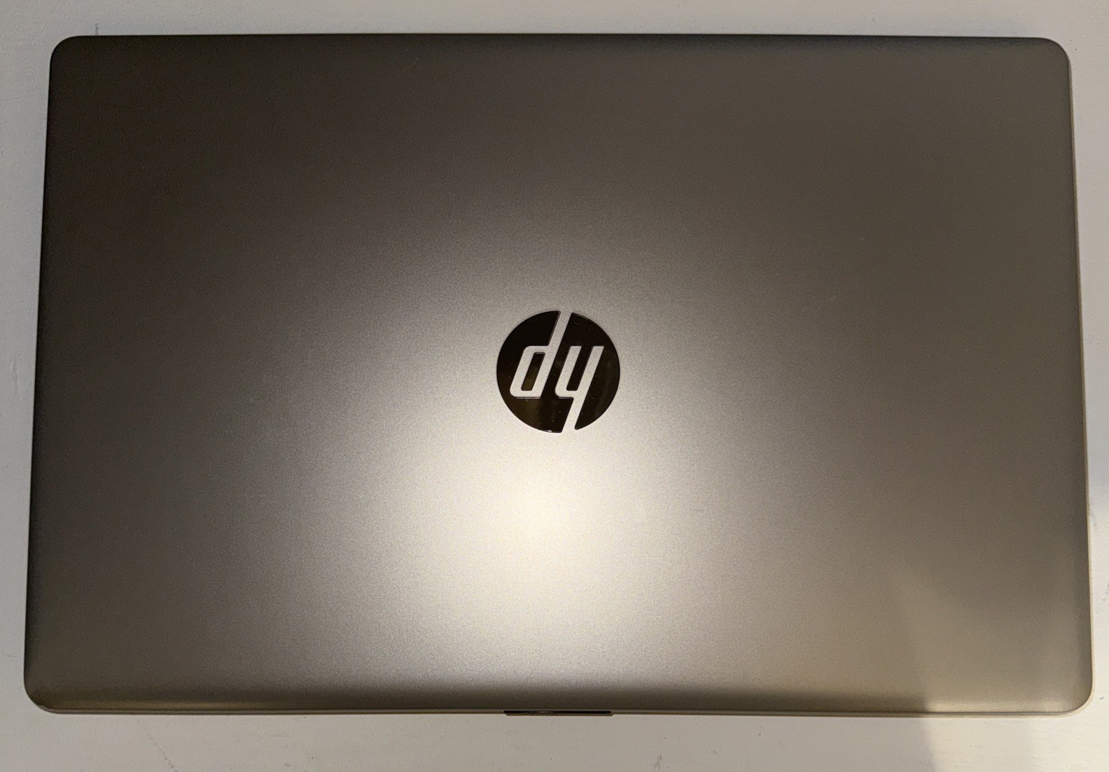 HP (17-BY0063CL) Intel i7-8550u 1.8GHz – 1TB SSD – 8GB RAM – Laptop(Touchscreen)