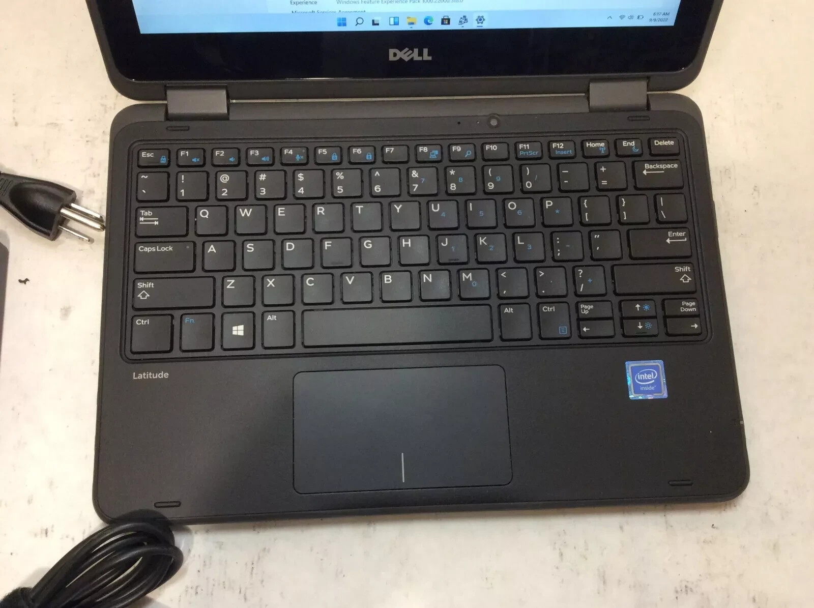 Dell Latitude 3190 Windows 11 – Laptop 2-in-1 / 64GB / 4GB DDR4 / INTEL 1.1GHZ !
