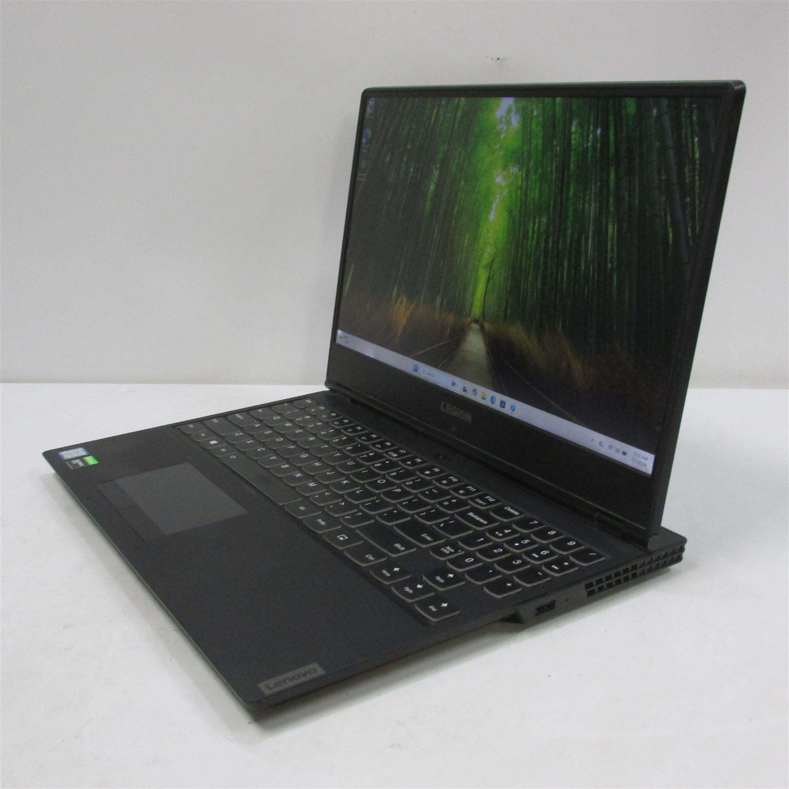 Lenovo Legion Y540 i7-9750H 2.6GHz 16GB RAM 512GB NVME 1TB SSD 15.6″ W11H LIQDMG