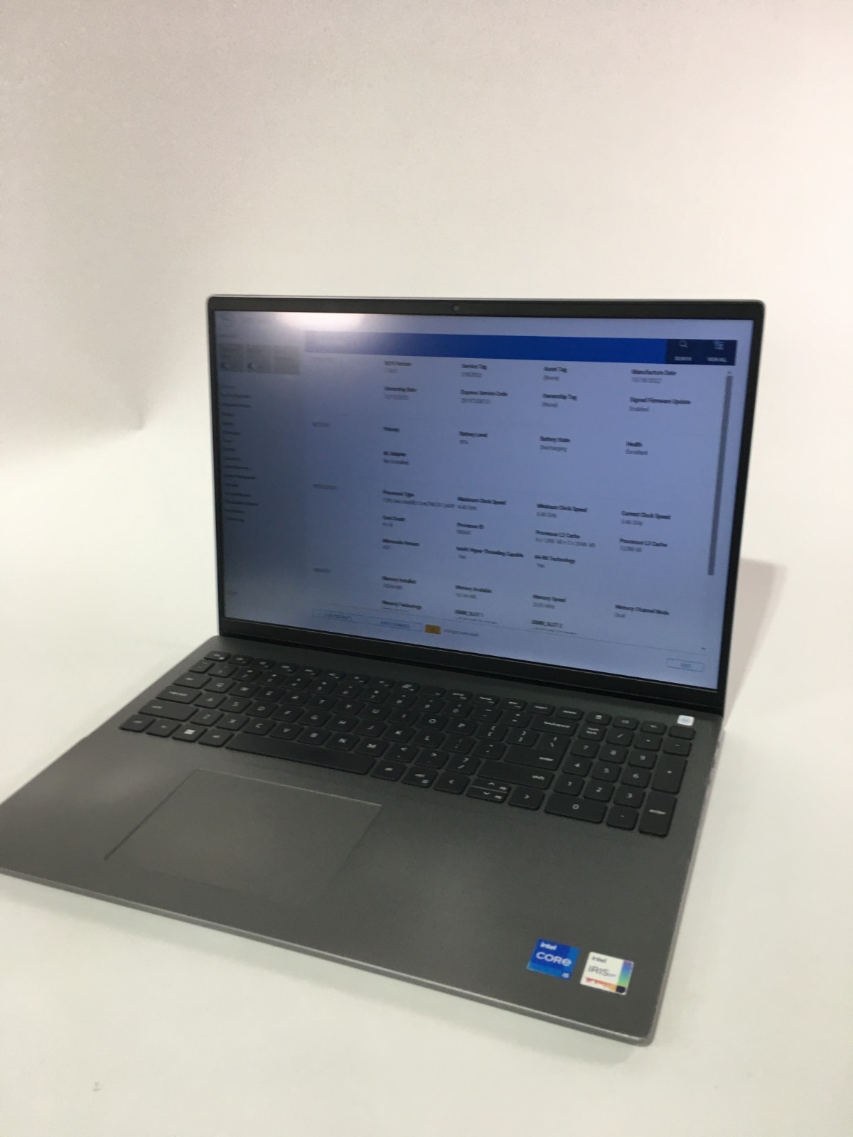Dell Vostro 5620 i5-1240P 16GB RAM 256GB SSD Win 11 Pro 16″ Laptop