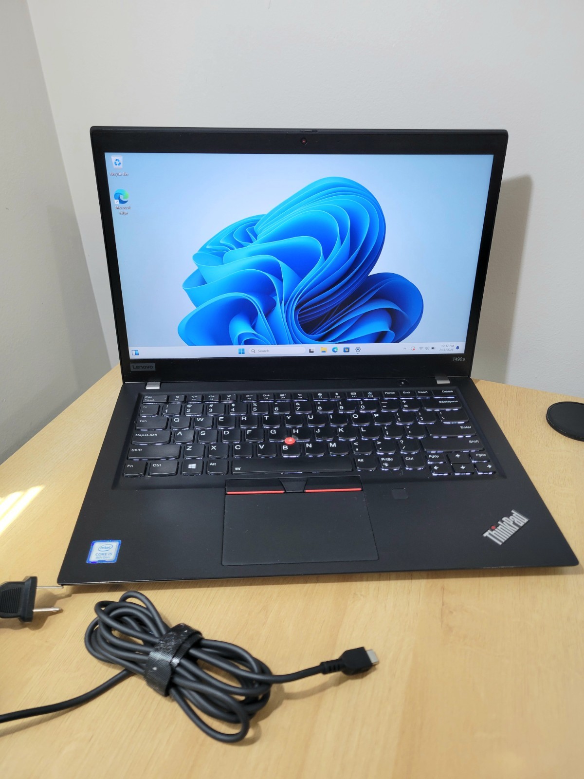 Lenovo Thinkpad T490s i5 8650U 16Gb 256Gb FHD 14″ Touchscreen . Grade B+