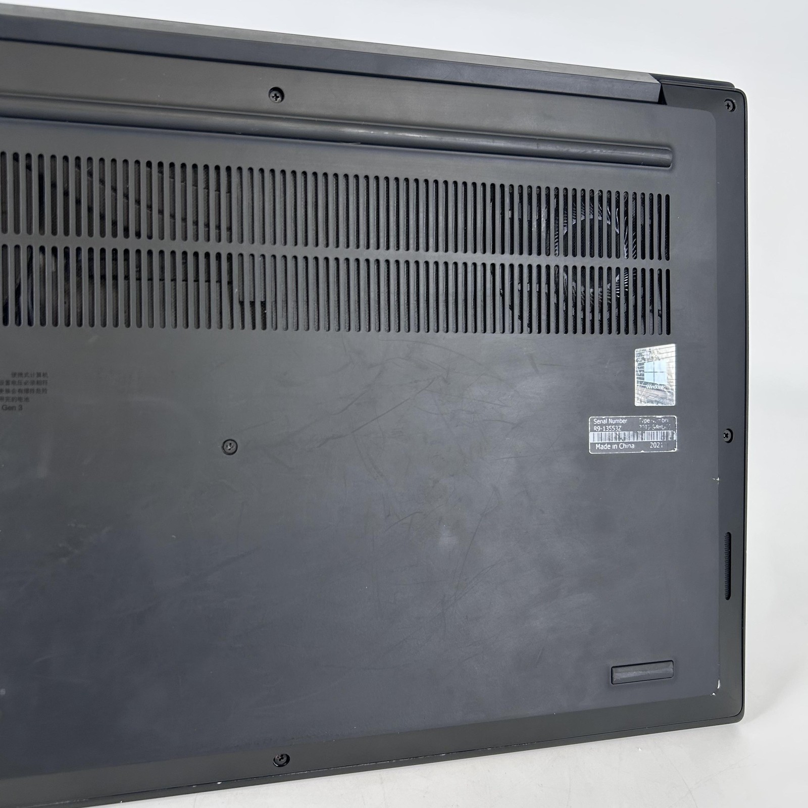 Lenovo ThinkPad P1 Gen 3 15.6 FHD i7-10750H 2.60GHz 16GB 1TB Quadro T1000 Max-Q