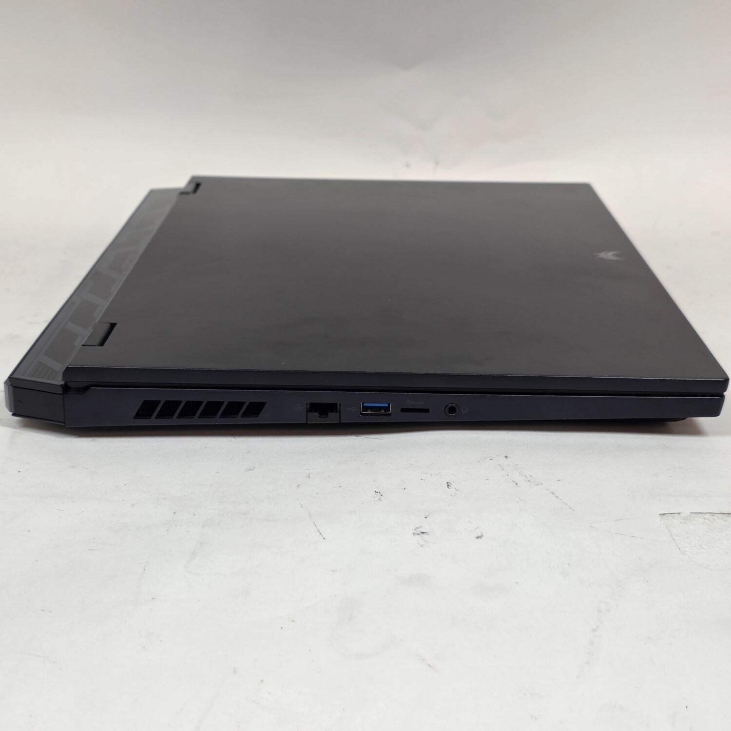 Acer Predator Helios 18 i7-13700HX 2.1GHz 16GB RAM 1TB SSD GeForce RTX 4060