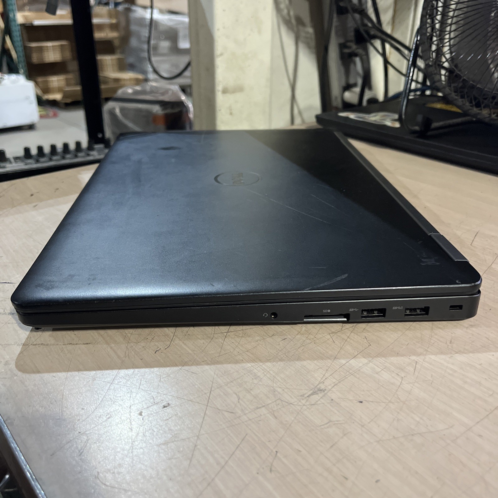 DELL LATITUDE E5570 INTEL CORE I5-6300U 2.40GHZ 8GB RAM NO HD ;