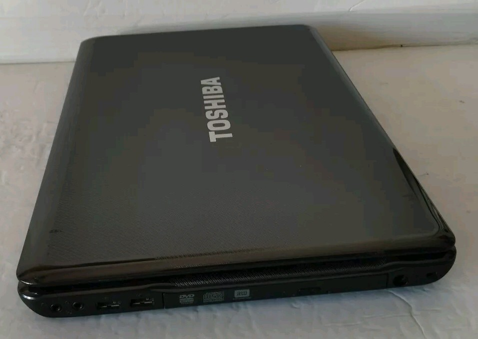 TOSHIBA SATELLITE A665-S INTEL CORE i3-M350 2.27 GHz 6GB 500 GB WIN 7 PRO