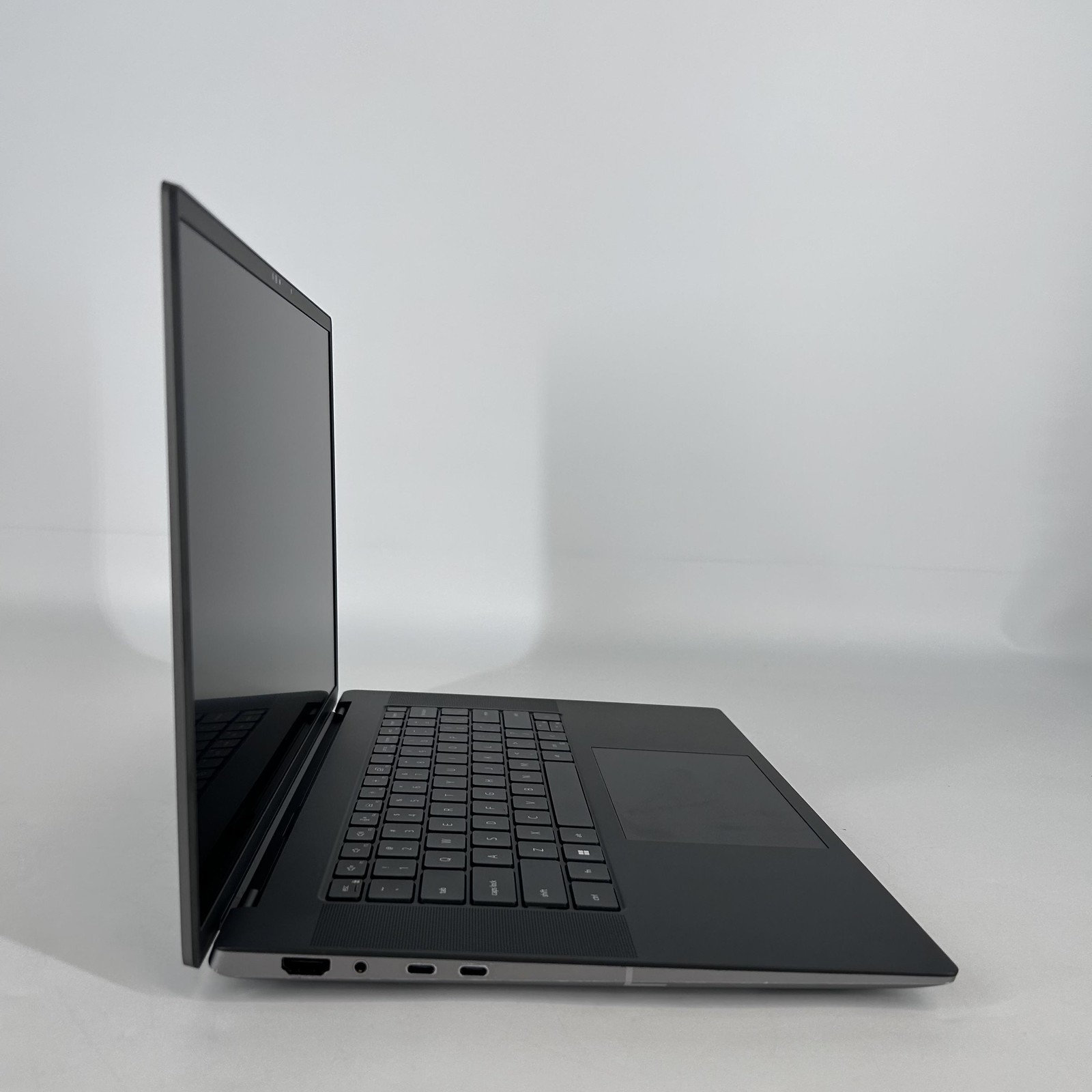 Dell Precision 5680 16 FHD+ 2.6 GHz i9-13900H 64GB 1TB SSD RTX 4000 Ada Good