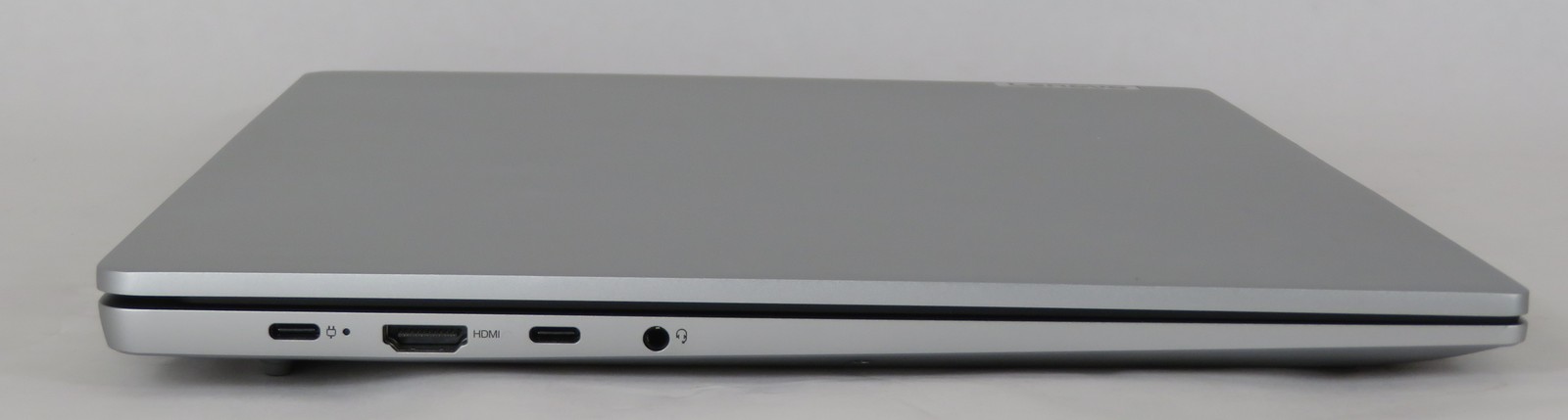 Lenovo IdeaPad Slim 5 16IRU9 CORE 7 150U 1.8GHz 8GB RAM 512GB Windows 11