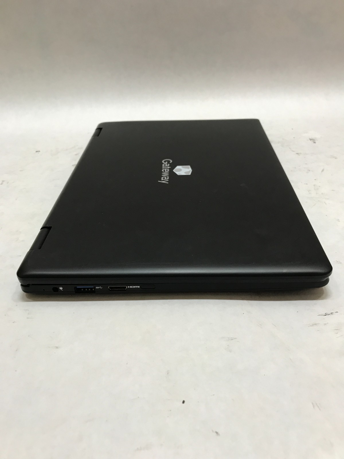 Gateway GWTC116-2BK 11″ Intel Celeron 4GB RAM 64GB eMMC NO OS For Parts CRACK DW