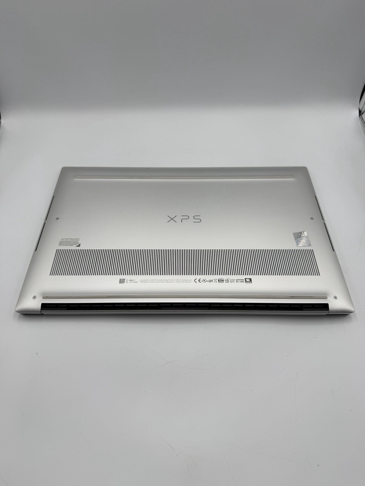 Dell XPS 15 9520 15.7″ Intel i7-12700H 32GB 1TB SSD RTX 3050 Ships Today !