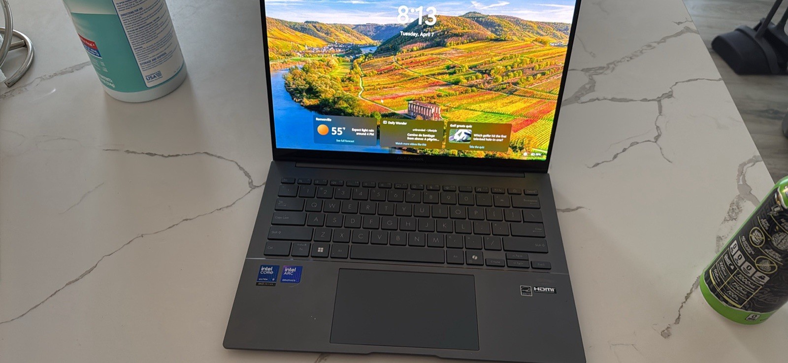ASUS Zenbook Intel Core Ultra 9 285H 32GB RAM 14.9″ Touchscreen Windows 11