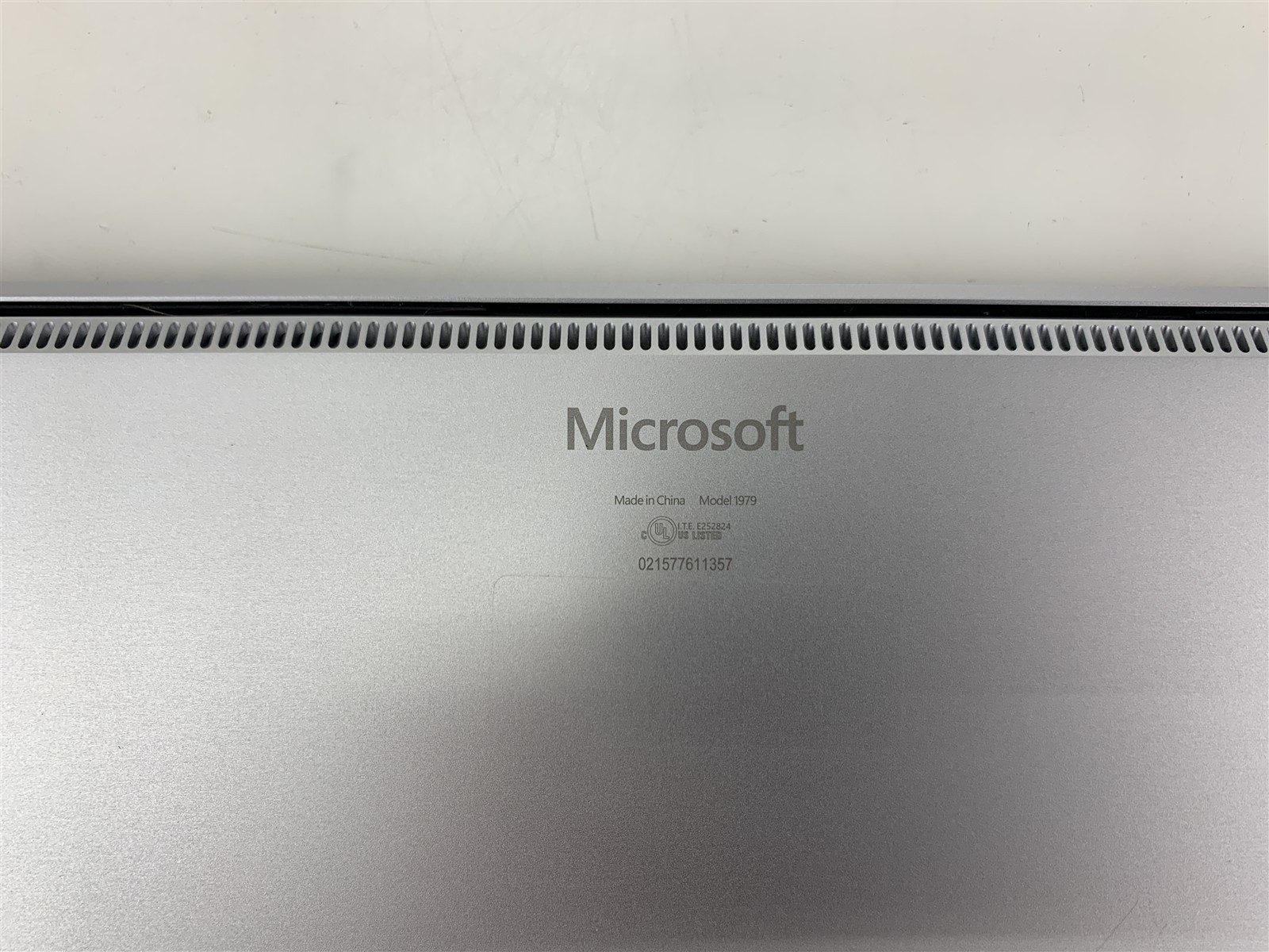 Microsoft Surface Laptop 4 1979 i7-1185G7 3.00GHz 16GB RAM 256GB NVMe Win 11 Pro
