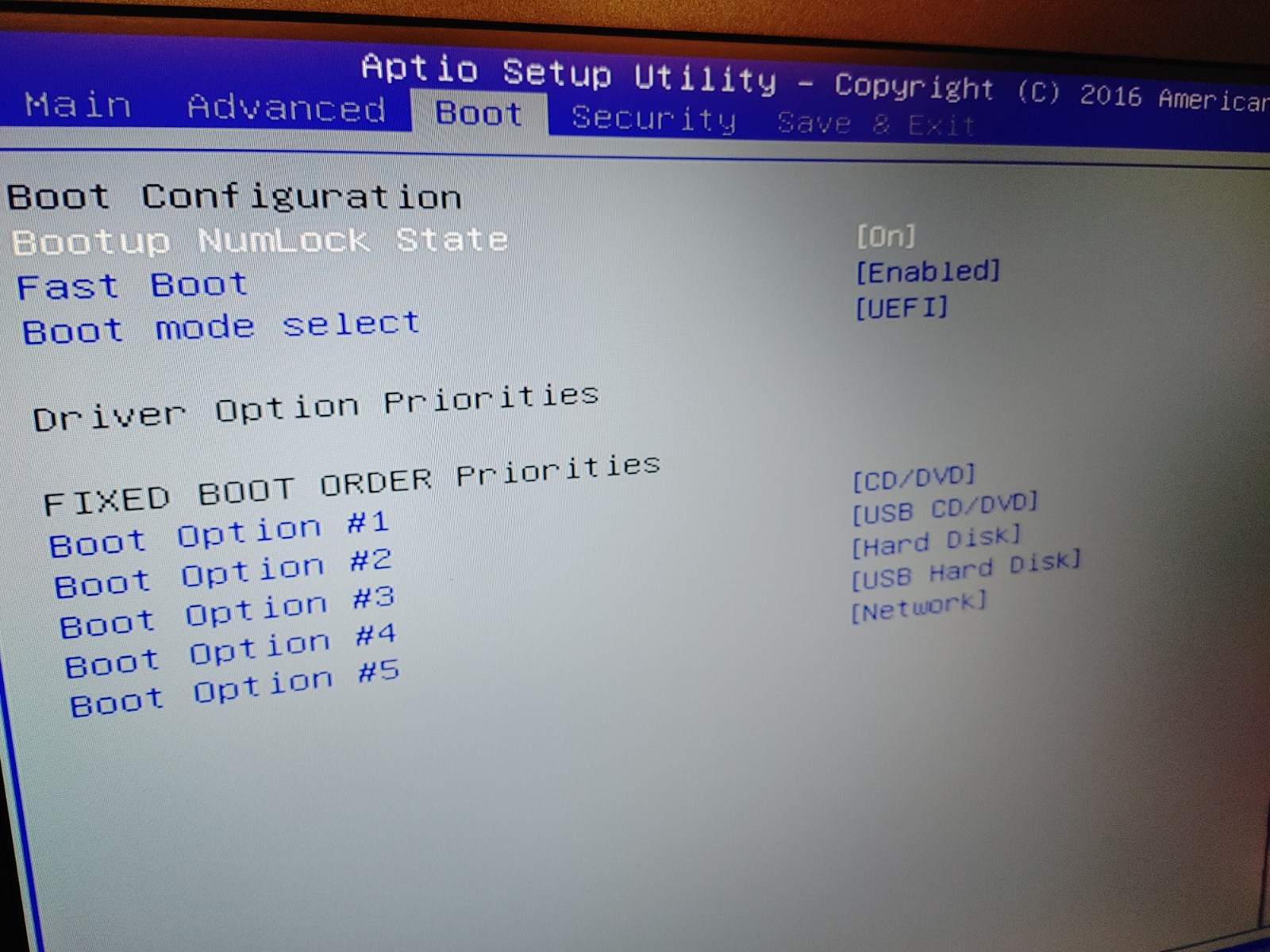 MSI GE72 6QD Apache Pro Core i7-6700HQ@2.60GHz, 8GB RAM , NO SSD FOR PARTS