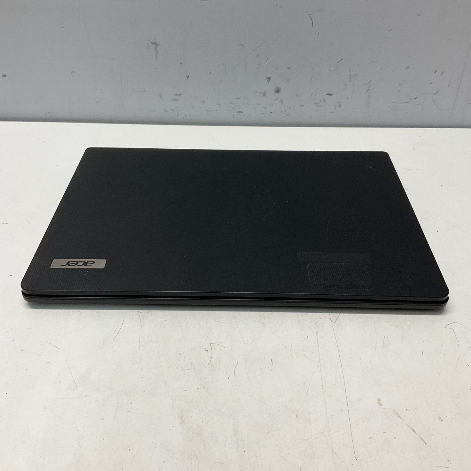 Acer TravelMate P214-51 14″ Intel Core i5-8250U @ 1.60 GHz 8GB 128GB SSD Win 11