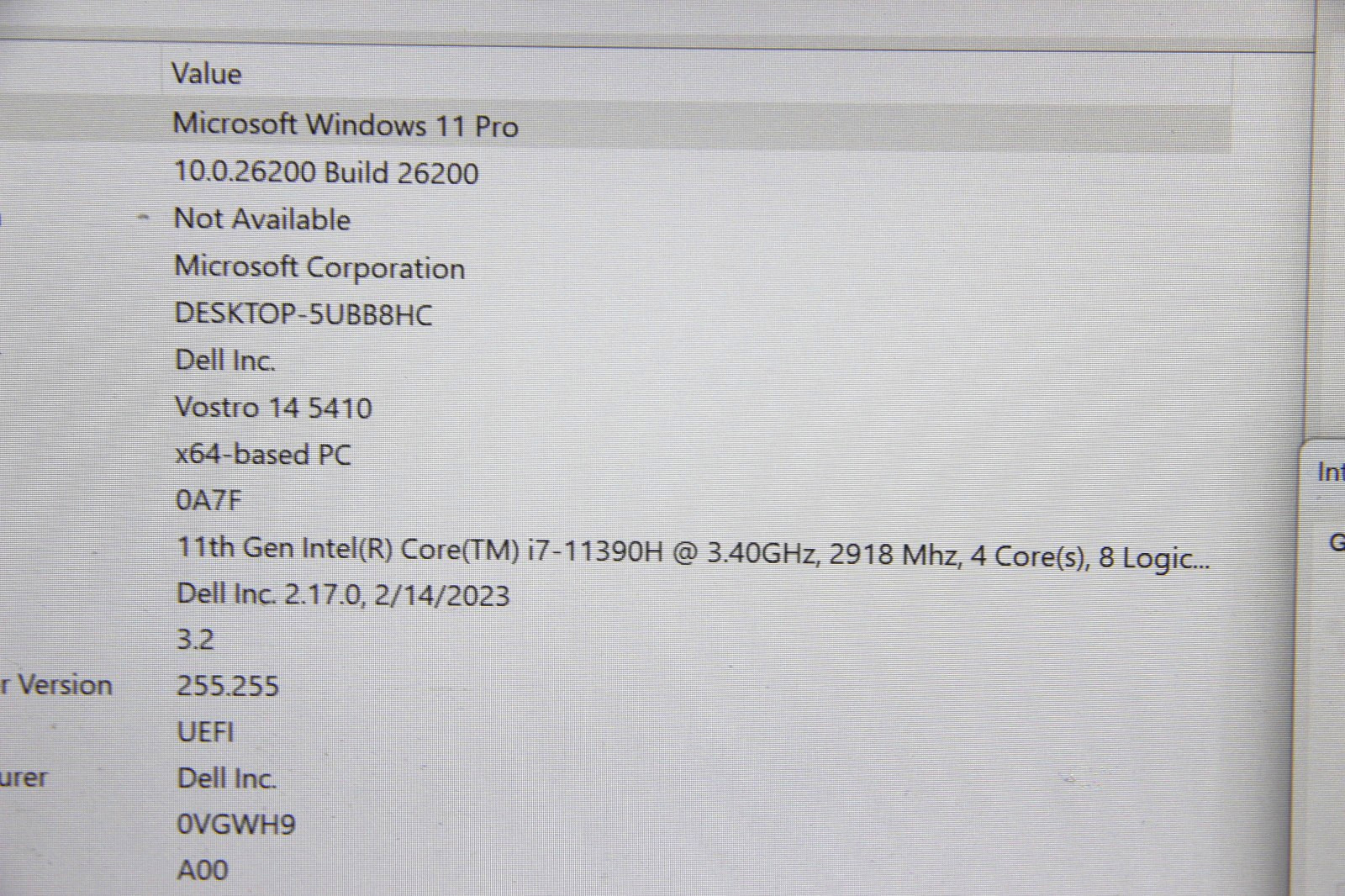Dell Vostro 14 5410 14″ Laptop i7-11390H 16 GB RAM 256 GB SSD Win 11 w/Charger