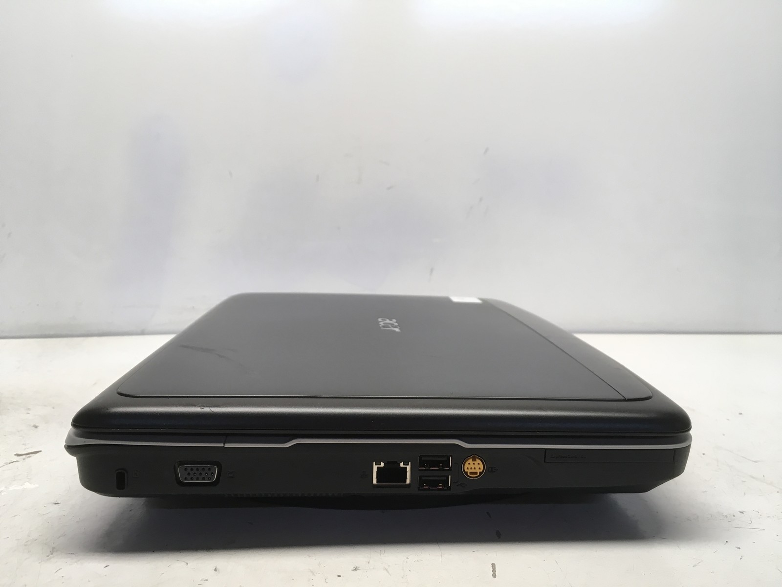 Acer Aspire 5315-2639 ICL50 Intel Core Solo T1400 1.73GHz 1 GB NO HDD No Batt