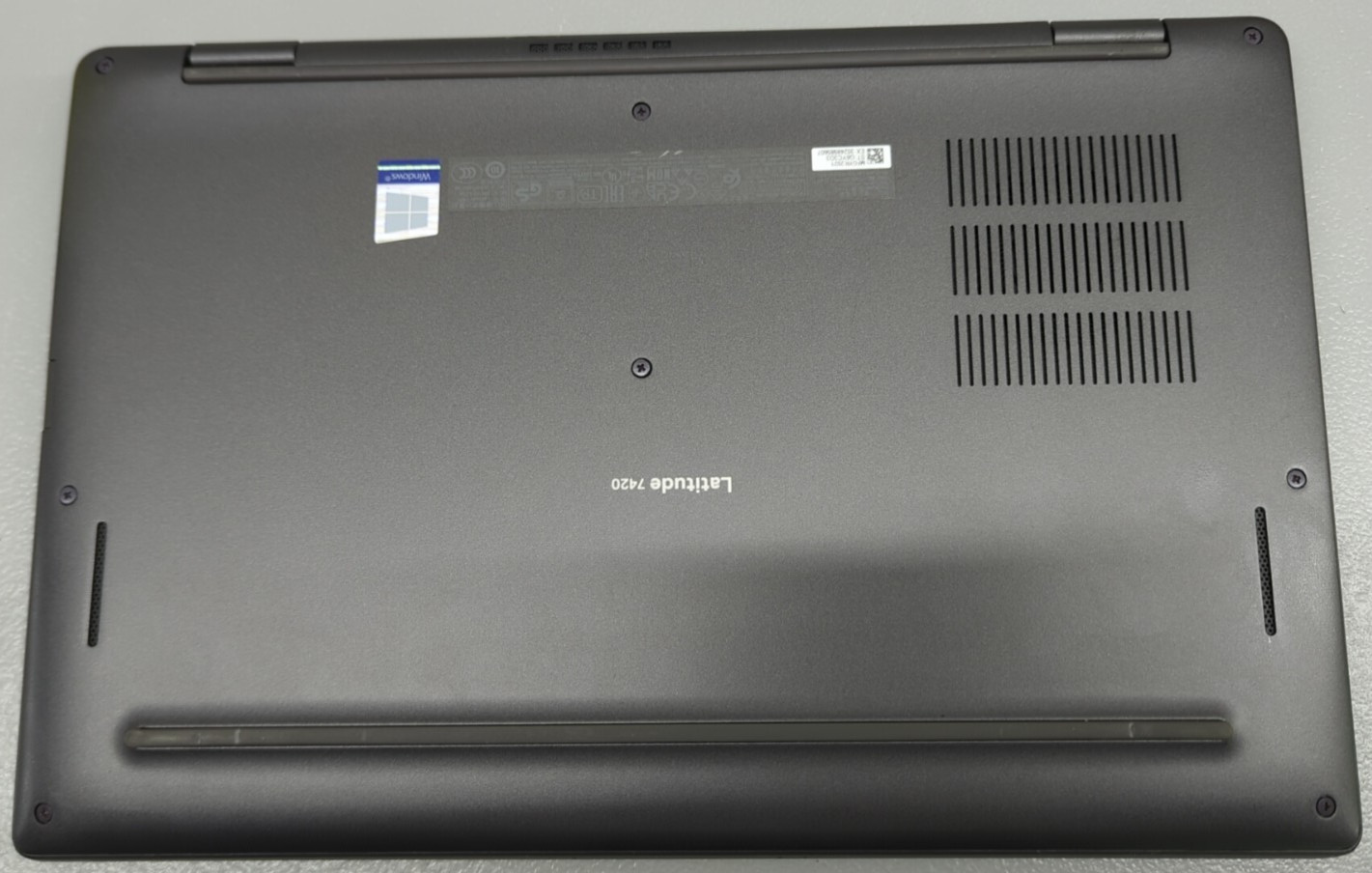 Dell Latitude 7420 14″ FHD I7-1185G7 512GB SSD 16GB W11P Webcam +Wear
