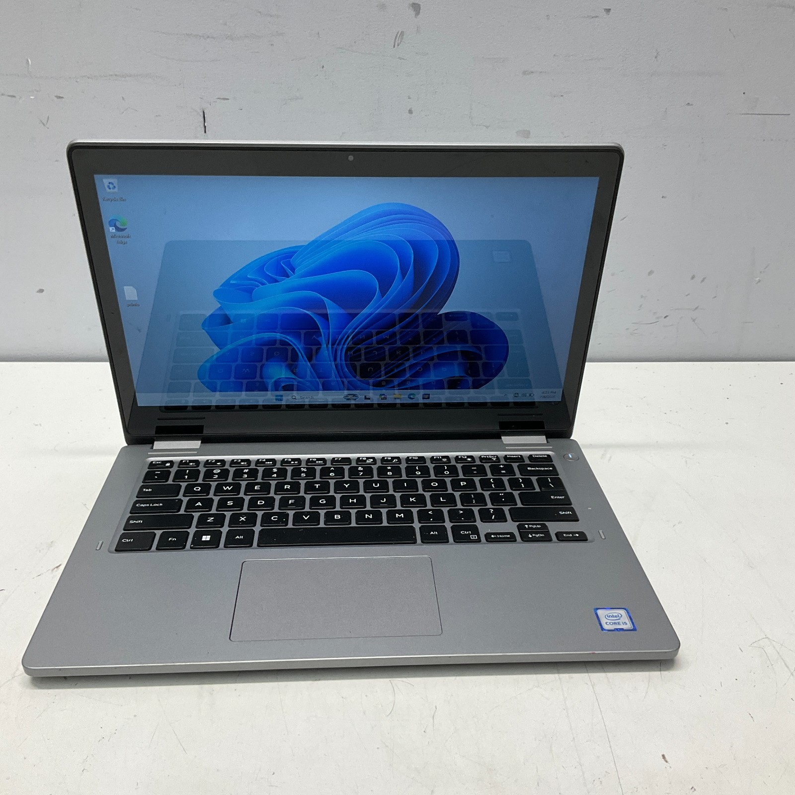 Dell Latitude 3310 2-in-1 Intel i5-8265U 1.60GHz 4GB RAM 480GB SSD Windows 11