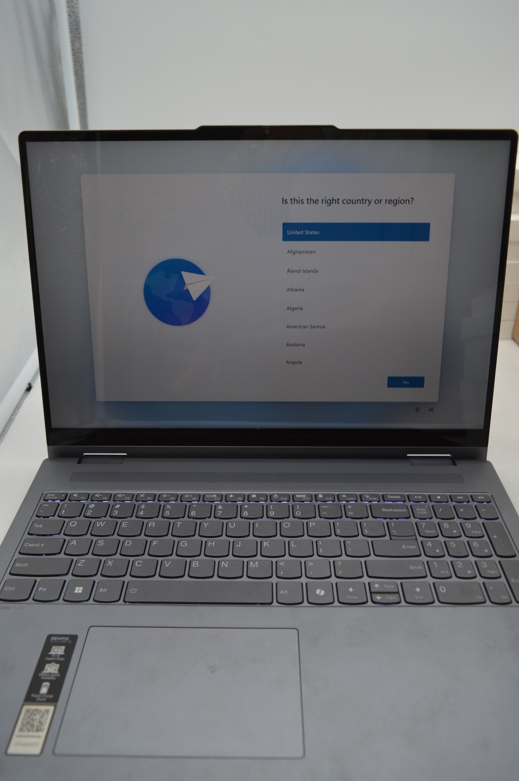 Lenovo IdeaPad 5 16″ Touch Intel Core 5 120U 1.4GHz 16GB 512GB SSD PC1309972