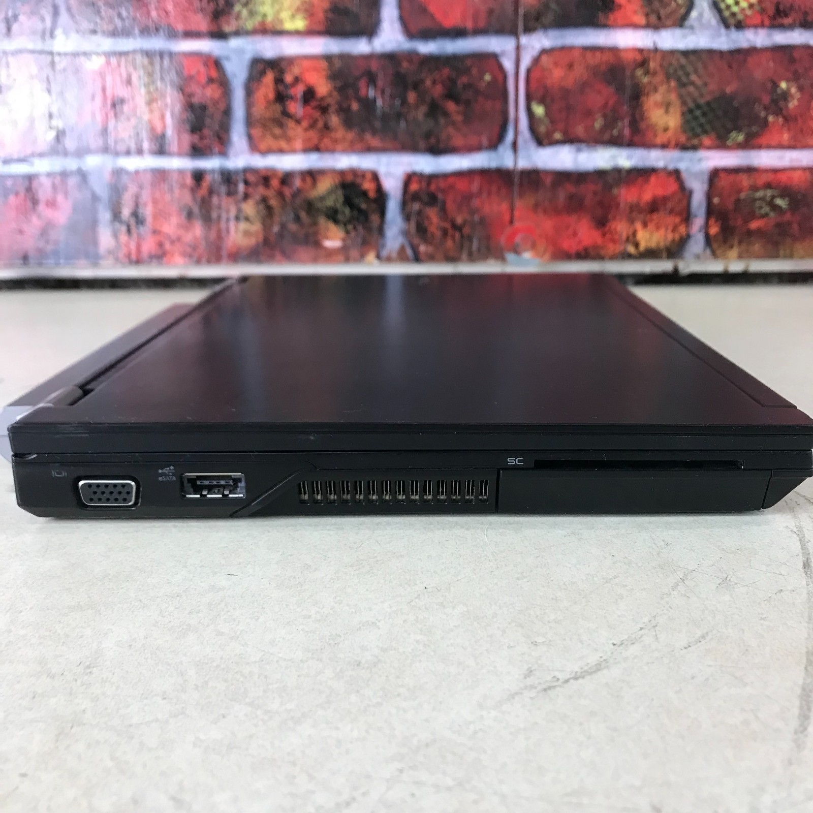 Dell Latitude E4300 Retro Gaming Laptop Core 2 2.26GHz 2GB RAM (Windows 7 Pro)