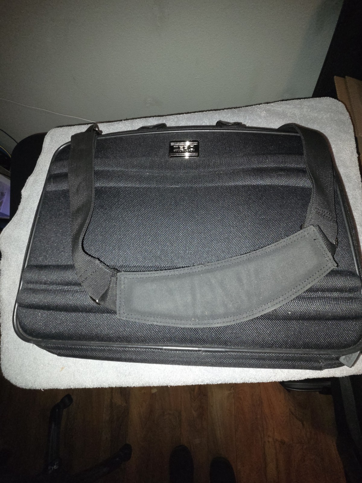 DELL INSPIRON 17R 5721 Metallic PURPLE W/ Charger And Zero HalliburtonLaptop Bag