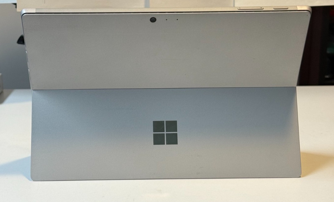 MICROSOFT SURFACE PRO 6, 12.3″, 512GB SSD, 16G RAM i7, W11 PRO & MS KEYBOARD