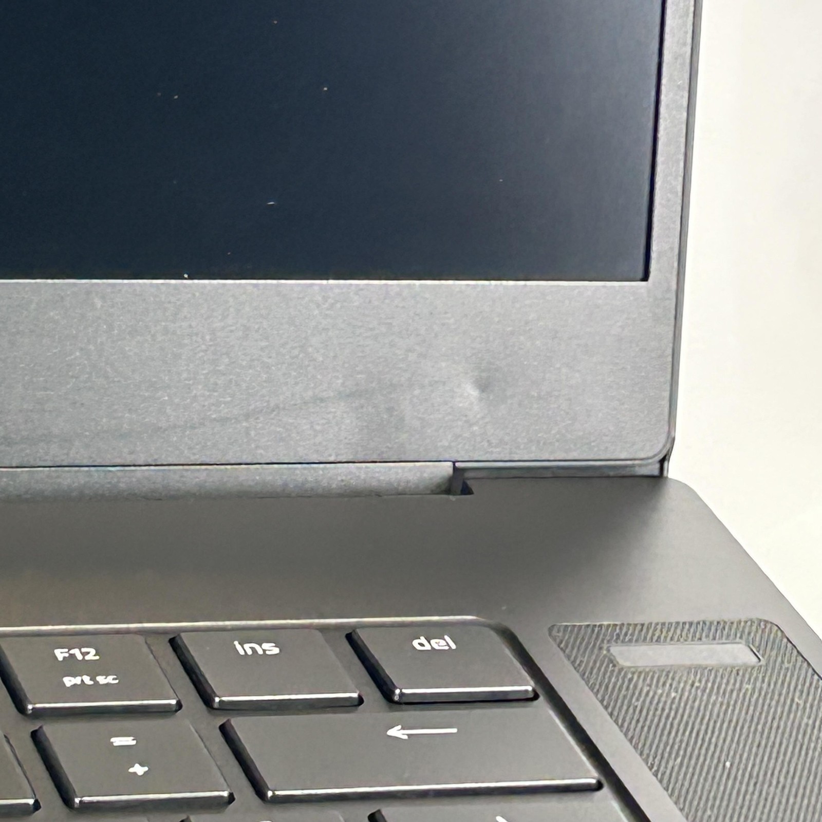 Razer Blade 15 Advanced 300Hz FHD i7-10875H 2.3GHz 16GB 1TB RTX 2080 Super Max-Q