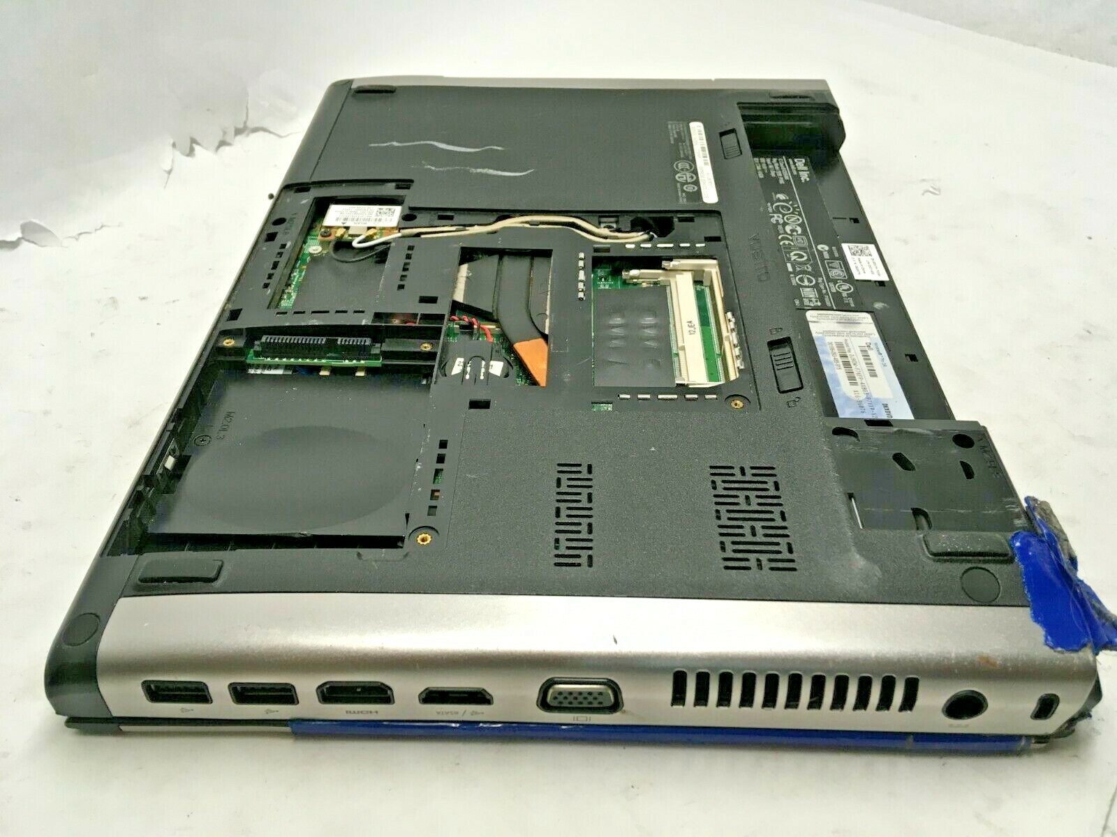 Dell Vostro 3400 14″ Intel Core i5 Laptop For Parts Broken LCD Screen NO HDD JR