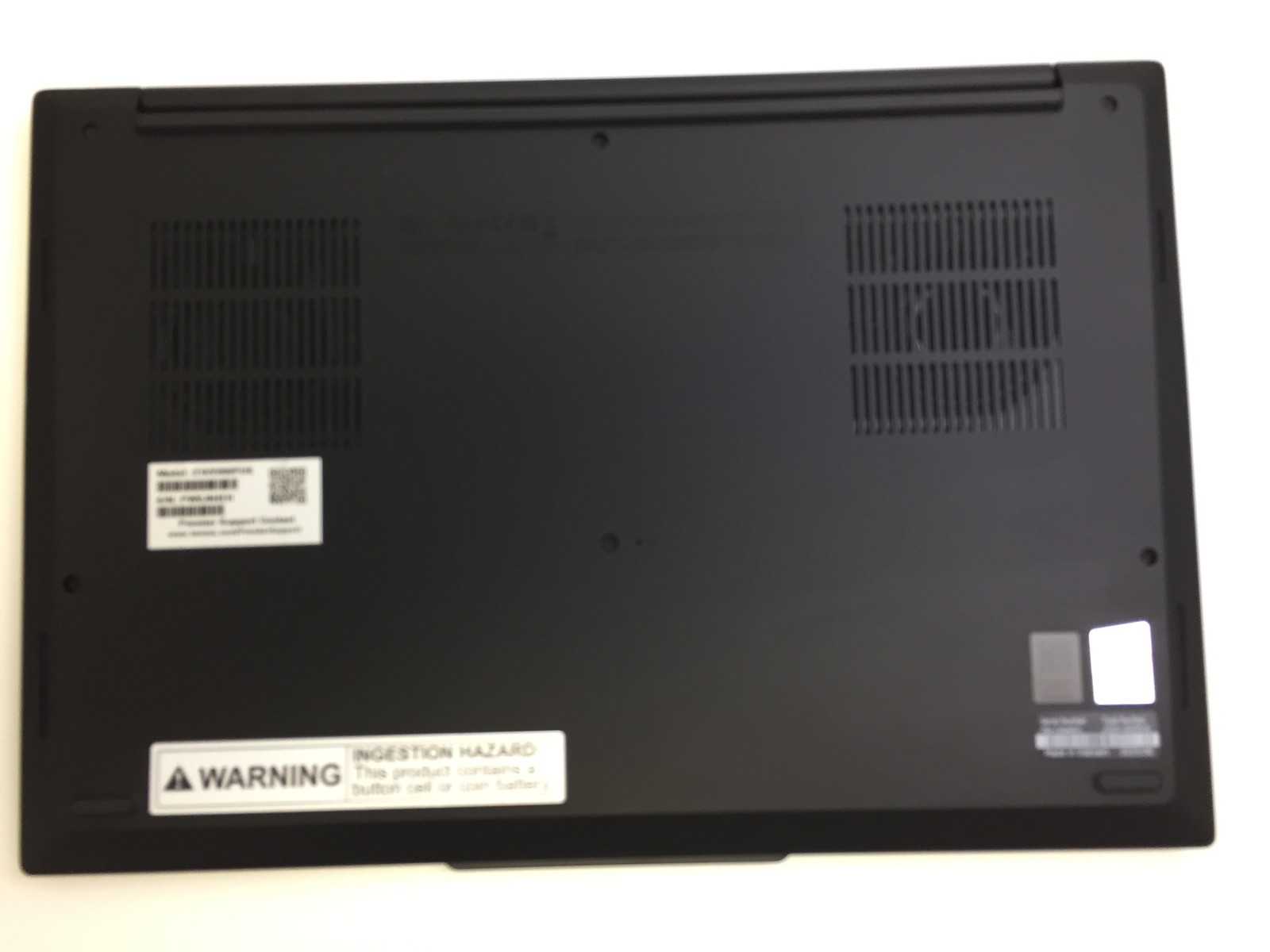 Lenovo ThinkPad P1 Gen 7 21KV000PUS – Intel Core Ultra 7 155H, 32GB RAM, 1TB SSD