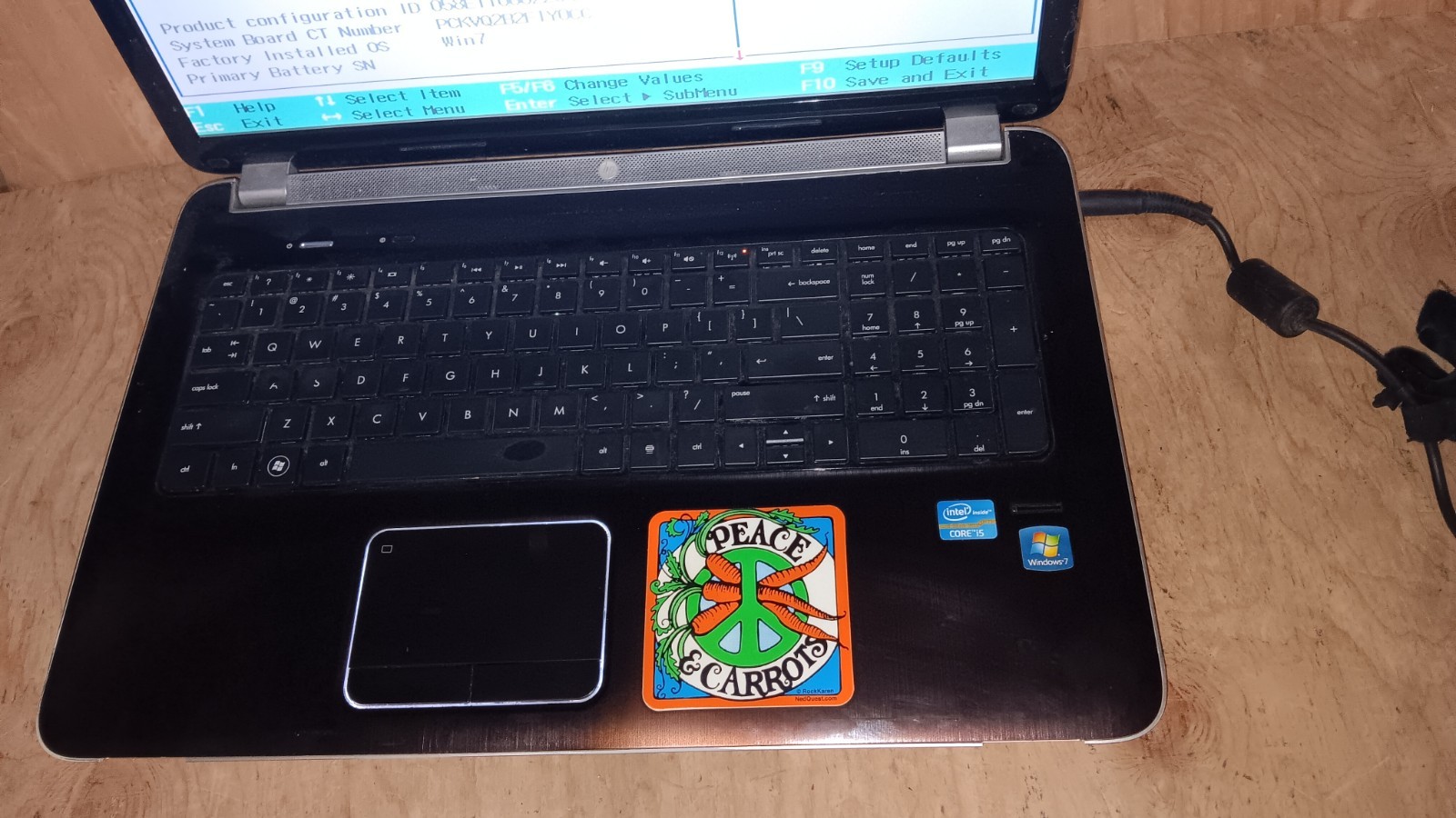 HP Pavilion DV7-6B55DX Laptop Intel core i5-2430M @2.40 GHz 17.3″ LCD Screen P/R