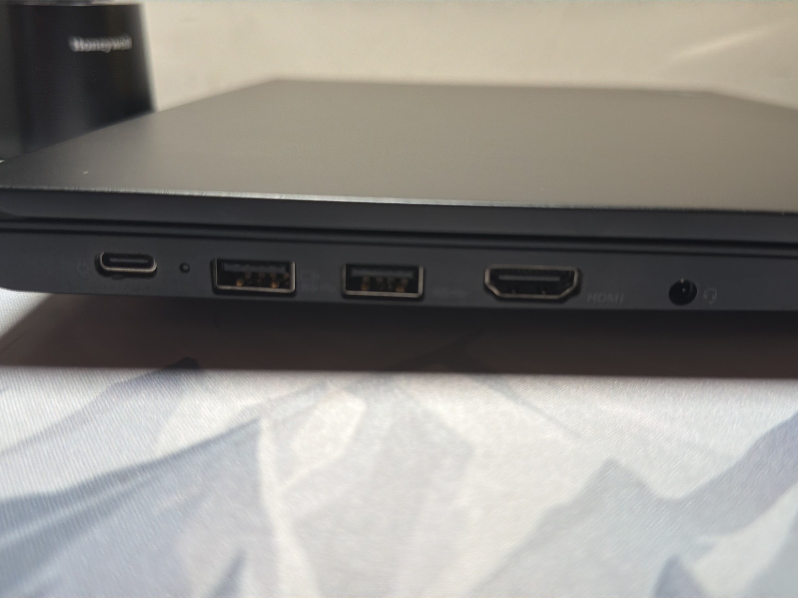 Lenovo ThinkPad E14 Intel Core i5-10210U 16GB RAM 500GB SSD Windows 11