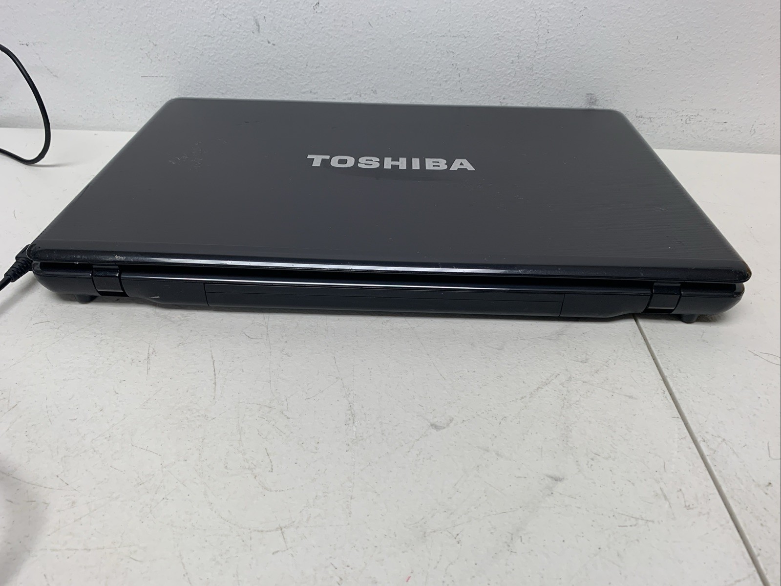 Toshiba Satellite P755 15.6” Intel i7-2670QM@2.20GHz 12GB RAM 500Gb HDD WIN 10