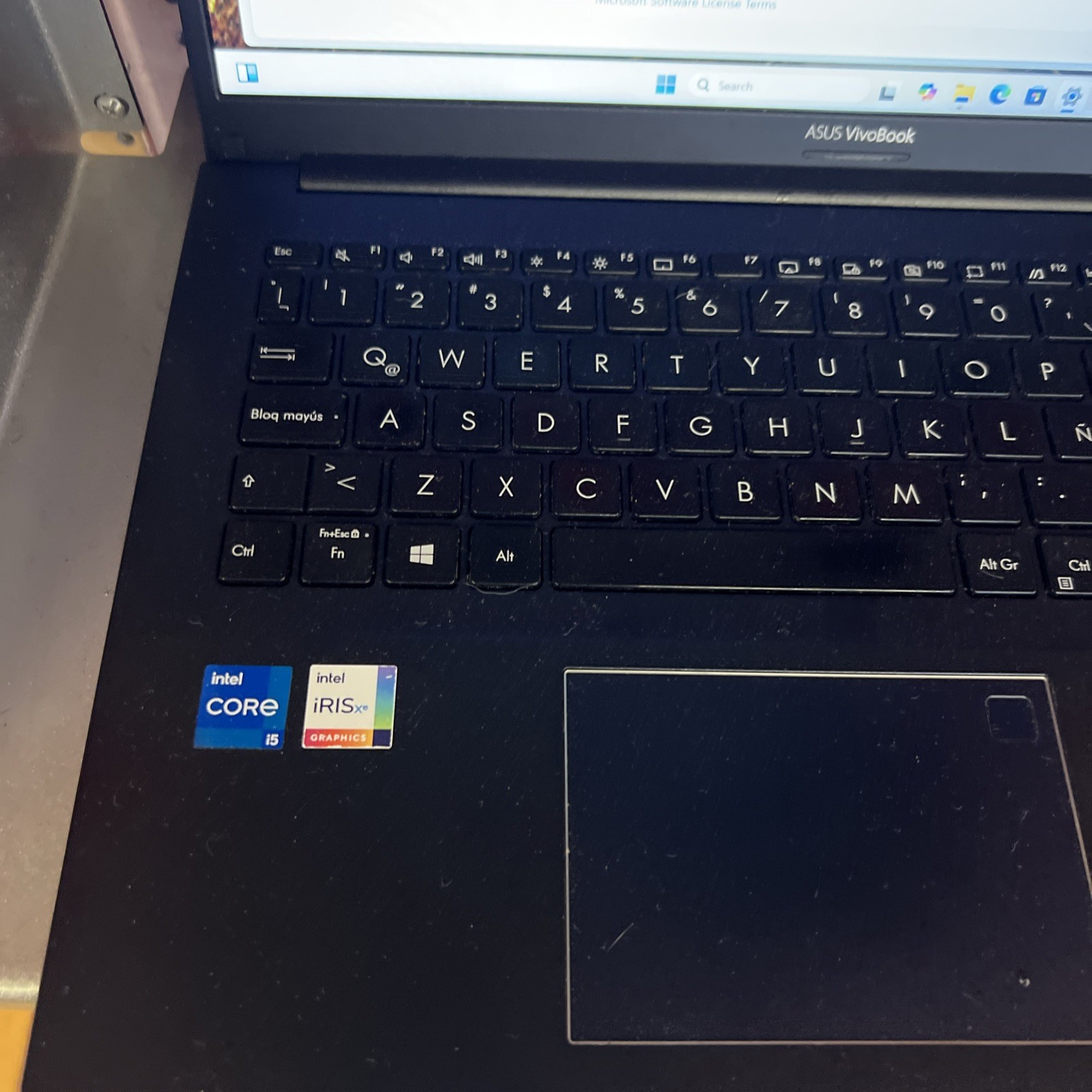 Asus Vivobook 15 F513E 15.6″ i5-1135G7 2.4GHz 16GB RAM 256GB SPANISH KEYBOARD