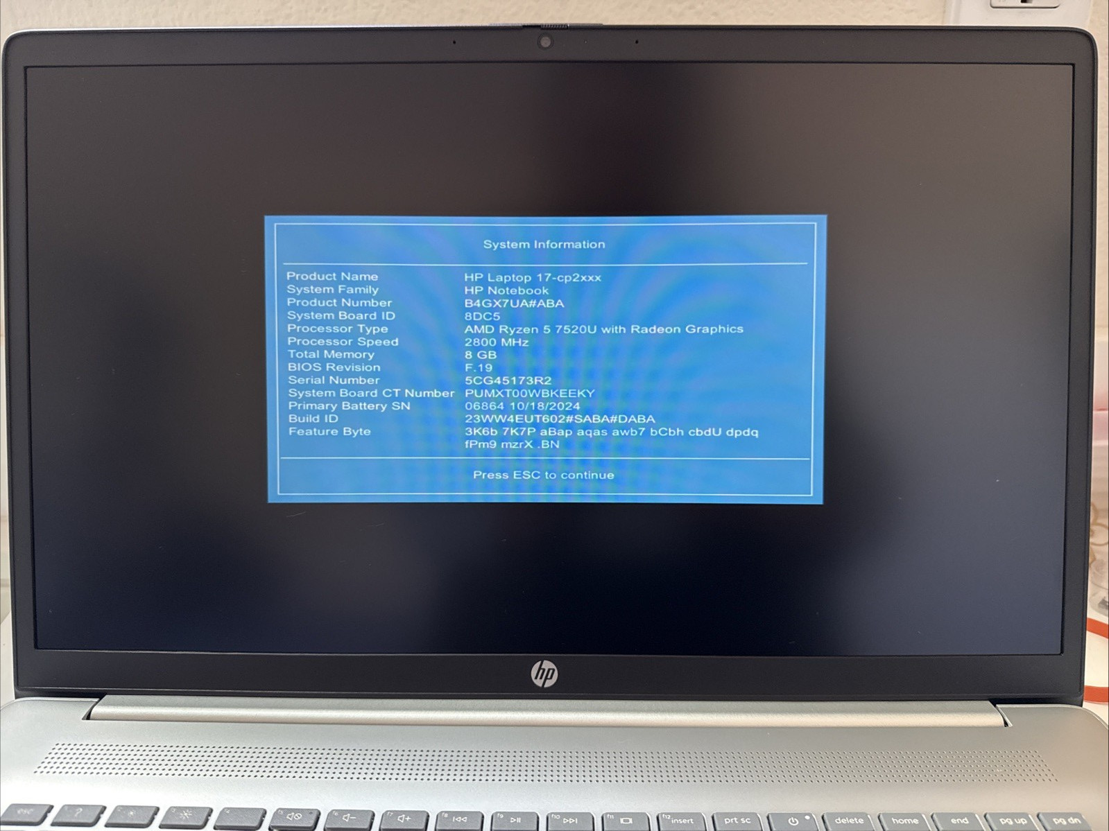 HP 17.3″ Full HD Laptop AMD Ryzen 5 7520U- 8GB Memory 512GB SSD Natural Silver