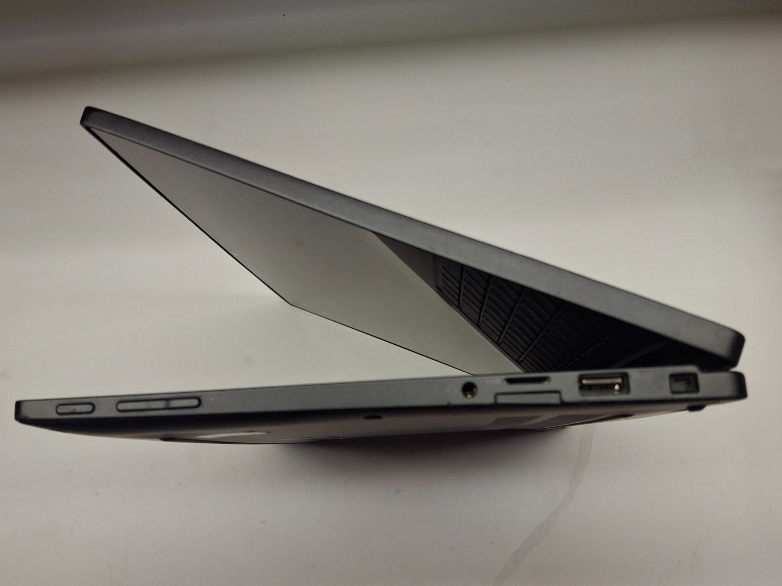 Dell Latitude 7390 2‑in‑1 Touchscreen i5‑8350U 8GB 256GB SSD Wifi Win11 Pro