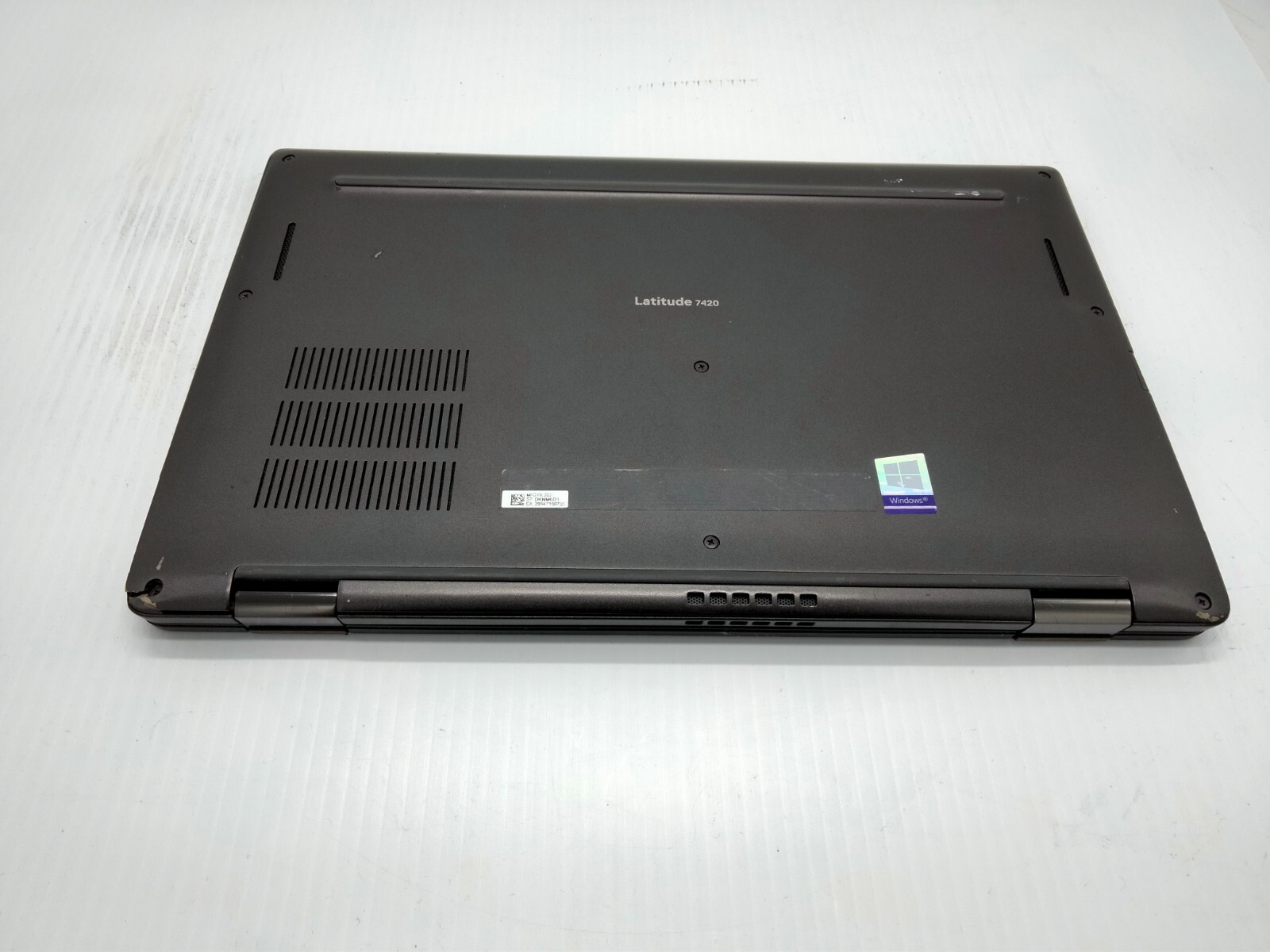 DELL LATITUDE 7420 i5-1145G7 1.50 GHz 16GB ram boots to bios No SSD laptop