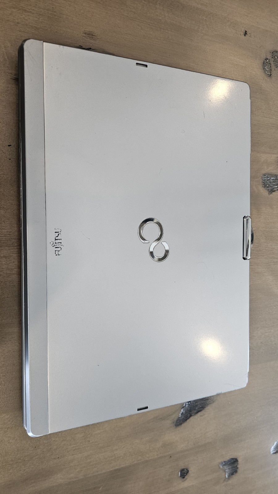 Fujitsu Lifebook T902