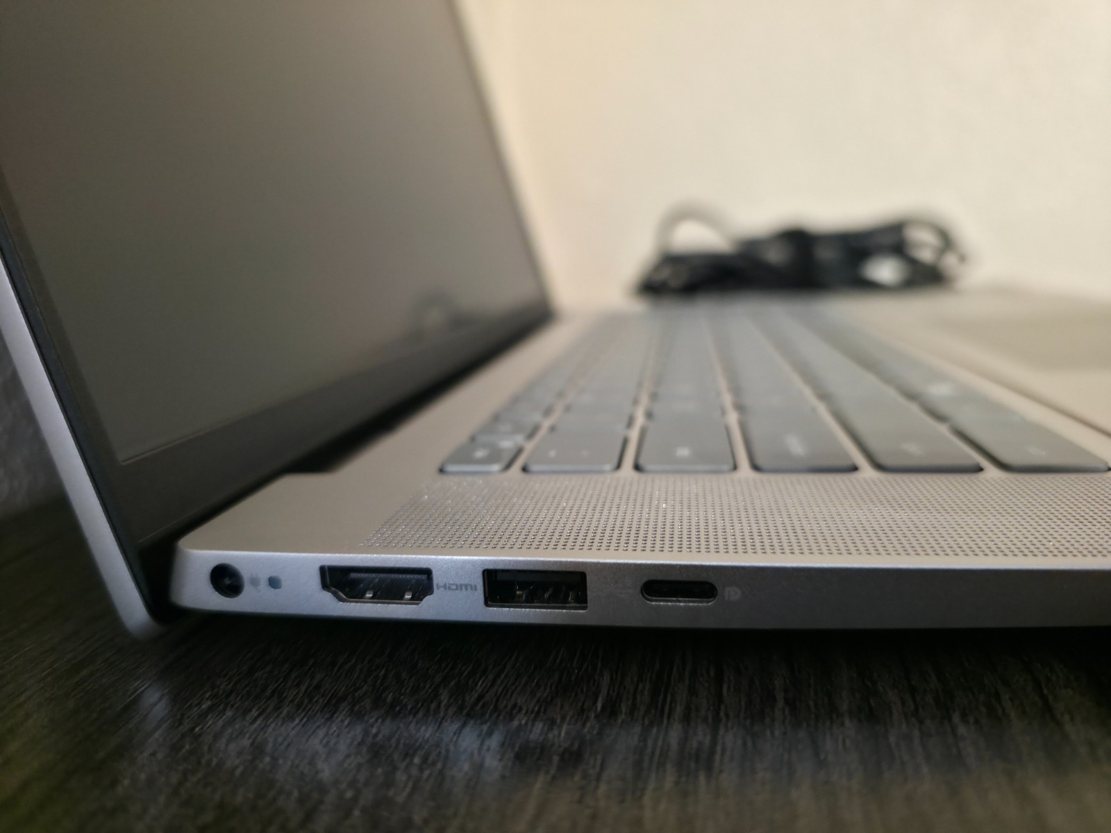 Dell Inspiron 16″ 5635 Laptop Ryzen 7-7730U 16GB 1TB SSD Windows 11 Home