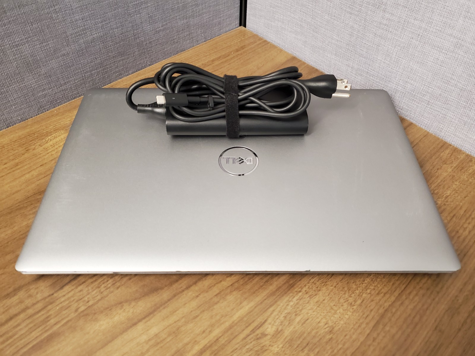 Dell Precision 3561 | i7-11800H | 32GB RAM | 512GB SSD | Windows 11 Pro | 1080p
