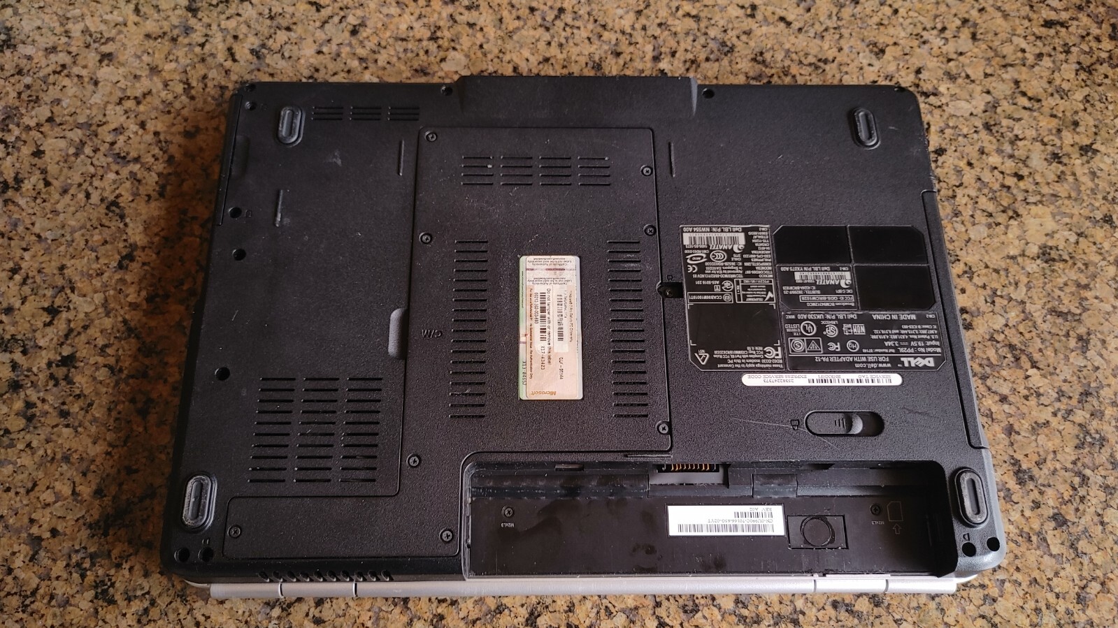 Lot of 3 – Dell Laptops – Dell Inspiron 1525, Dell Vostro 1000, Dell Vostro 1520
