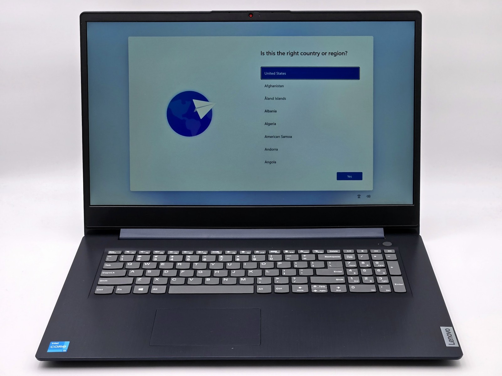 Lenovo IdeaPad 3 17ITL6 17″ HD+ I3-1115G4 256GB SSD 8GB W11 Webcam FP Reader