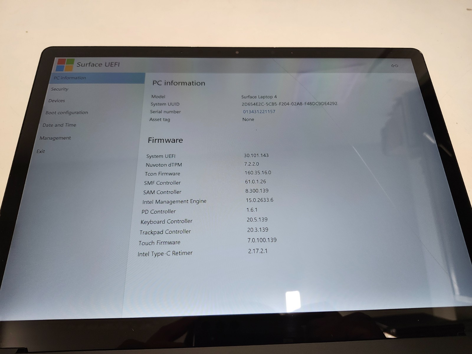 Microsoft Surface Laptop 4 13.5″ Touch i7-1185G7 32GB RAM 1TB NO OS NO PSU