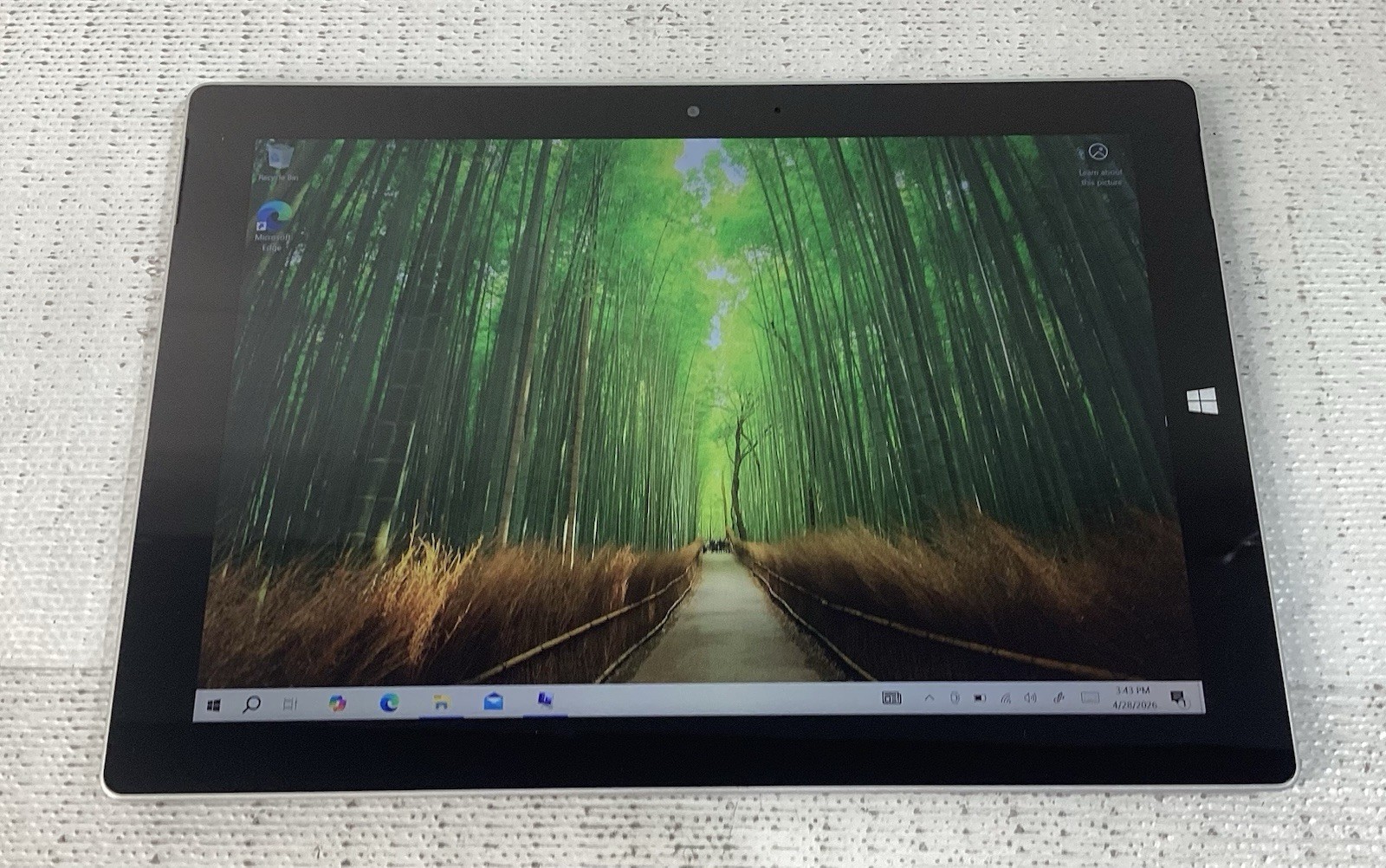 Microsoft Surface 3 10.8″ Atom x7-Z8700 4GB 128GB SSD See Pics