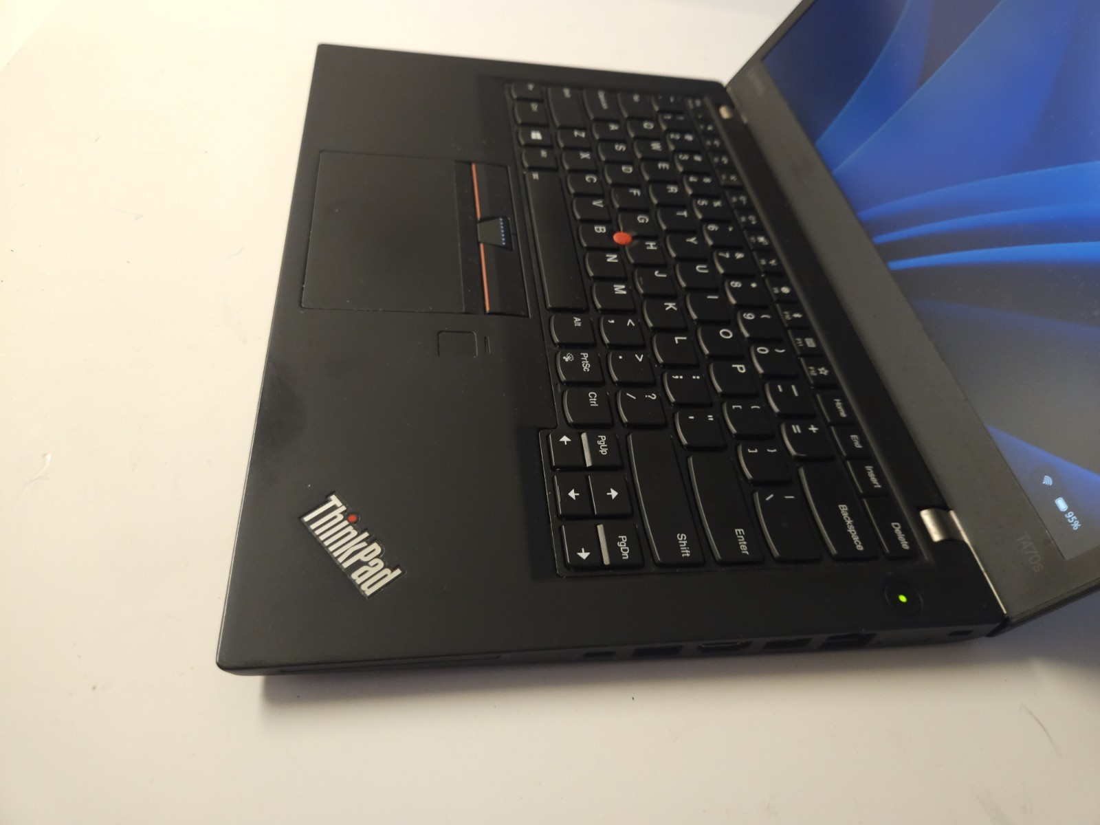 Lenovo ThinkPad T470s i7 4gb Ram 2.6ghz 256gb NVMe SSD Drive Win 11Pro