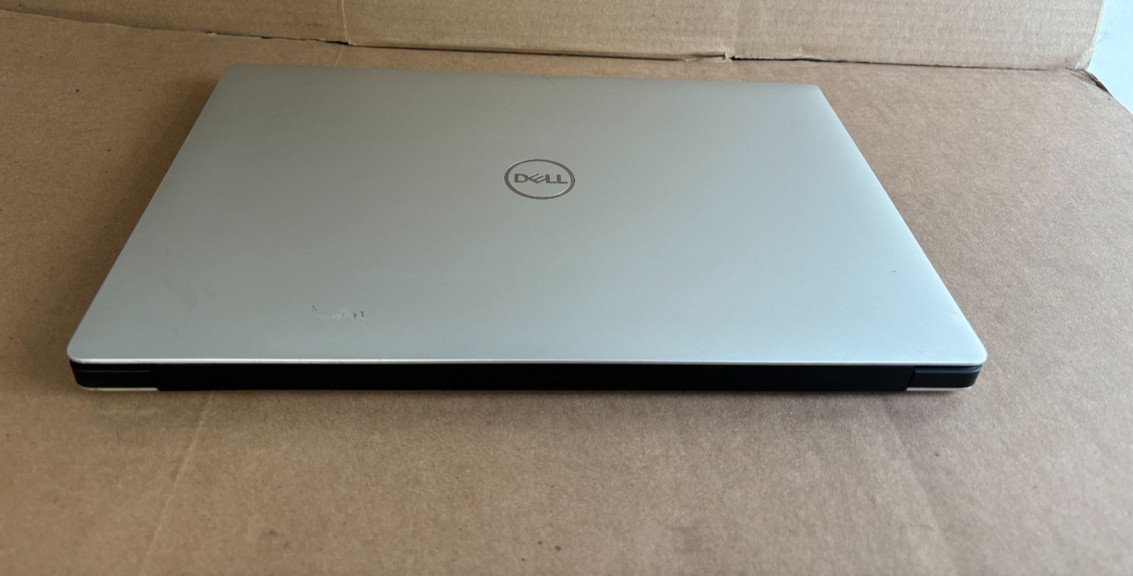 DELL PRECISION 5530 i9-8950HK 2.9GHZ RAM 16GB SSD 1TB QUADRO P2000 4GB BLUETOOTH