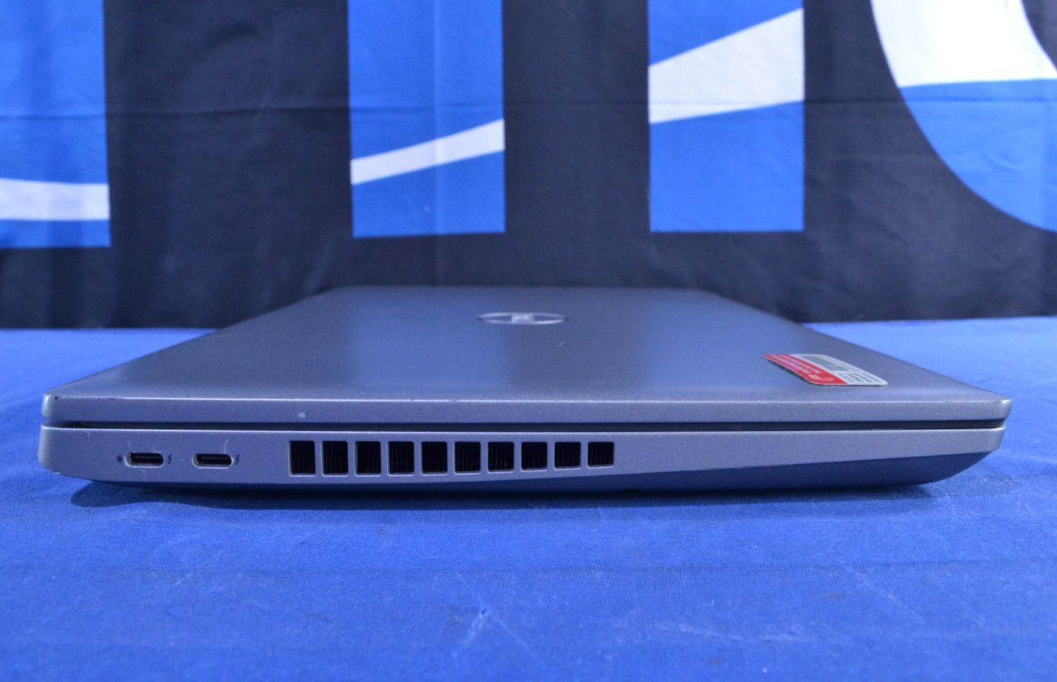 Dell Precision 3561 i7-11850H/NVIDIA T100/16GB/512GB/ Win 11/ No Batt. (J061201)